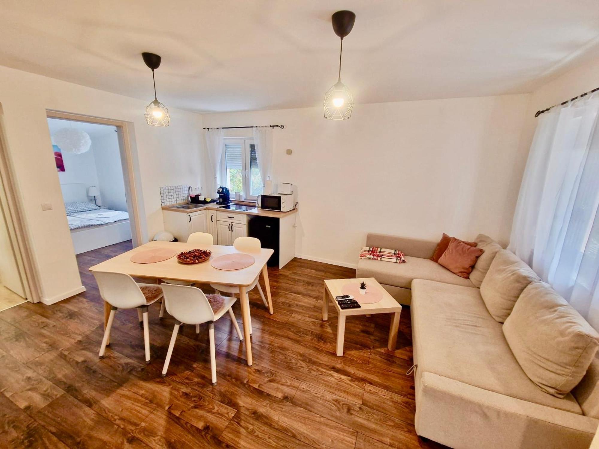 Pipacs Apartmanhaz Harkány Exterior foto